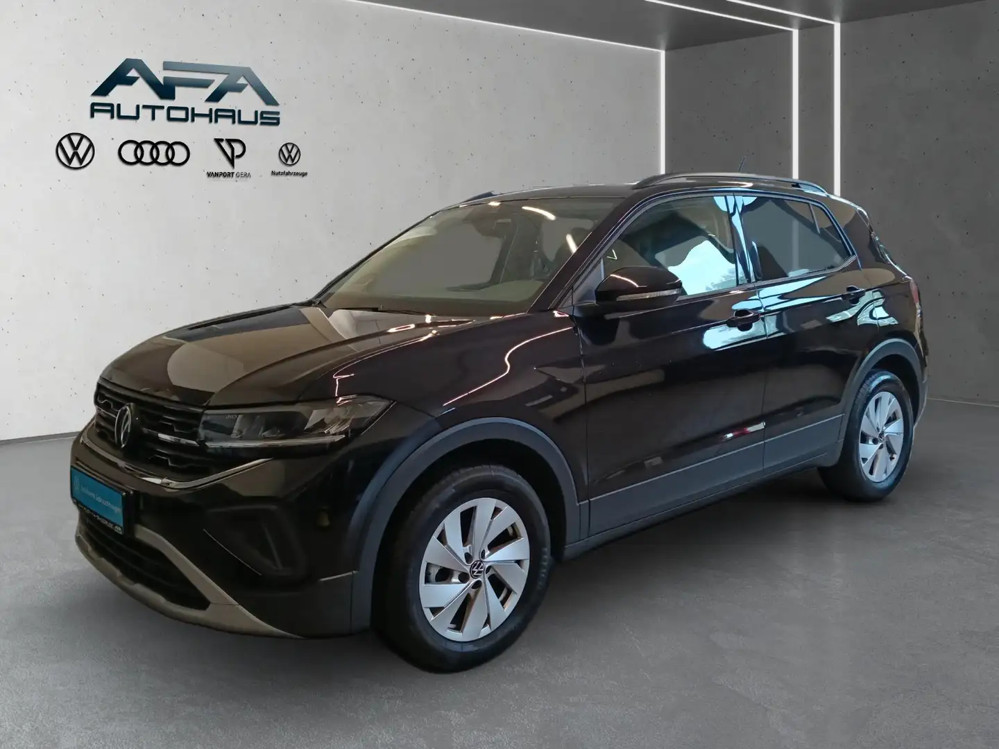 Volkswagen T-Cross 1.0 TSI Life LED*ACC*SHZ*DC*App-Connect Zwart - 2