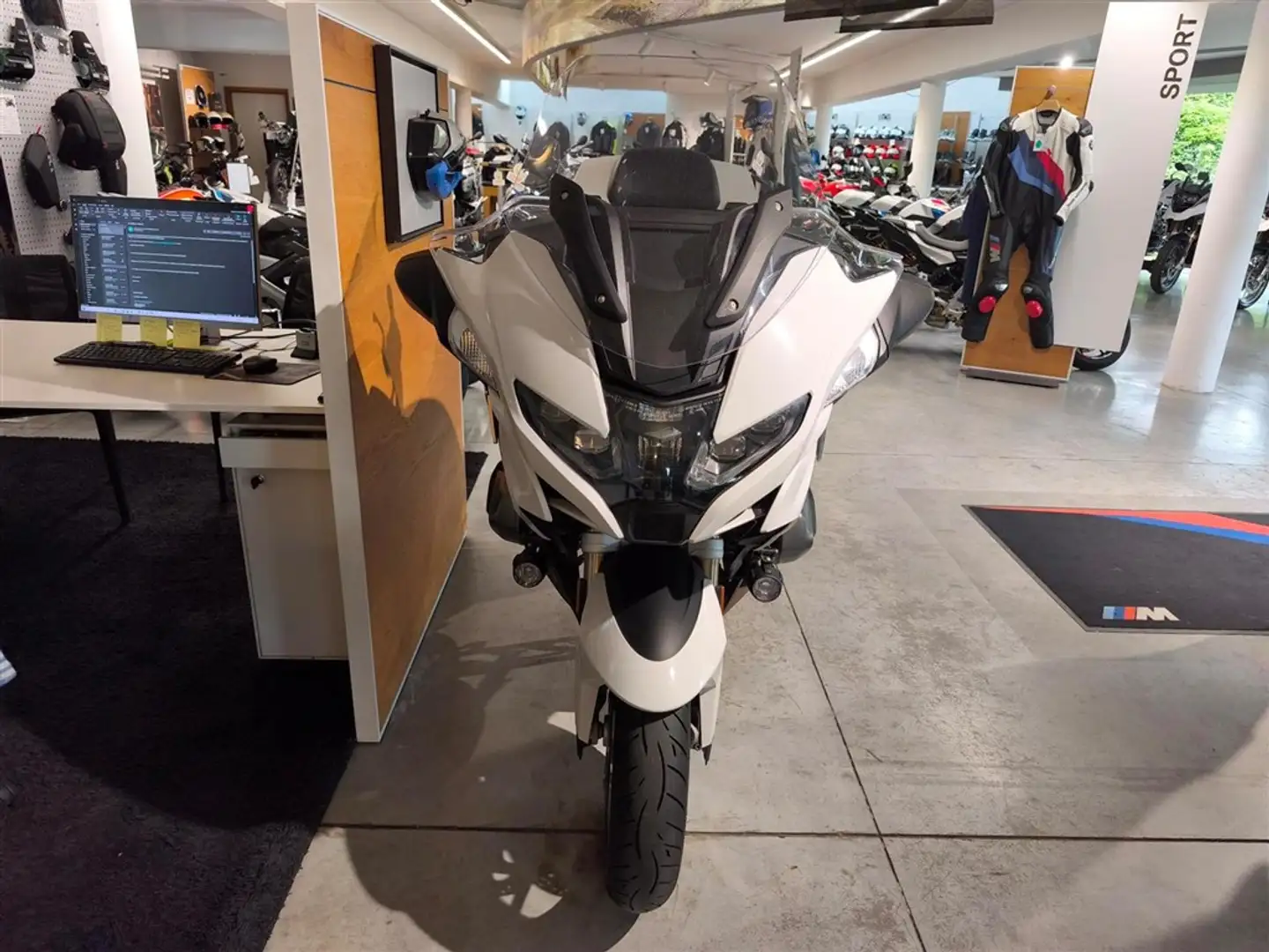 BMW R 1250 RT BMW Premium Selection 3 ans ! - 2