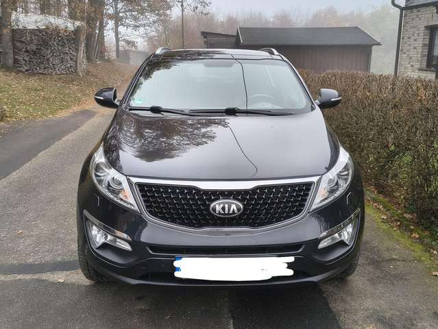 Imagine Kia Sportage Sportage 2.0 CRDi 184 AWD Aut. Platinum Edition
