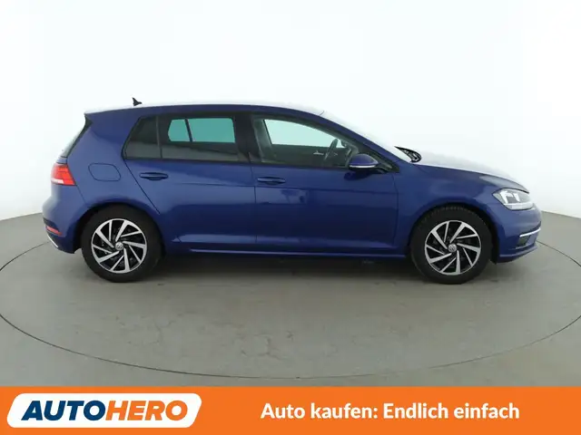 Volkswagen Golf view 7