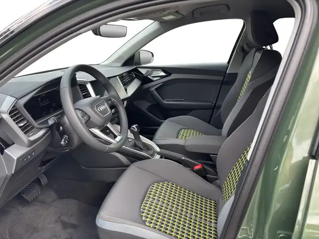 Audi A1 view 11