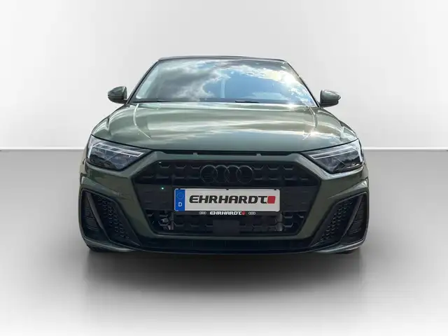 Audi A1 view 2