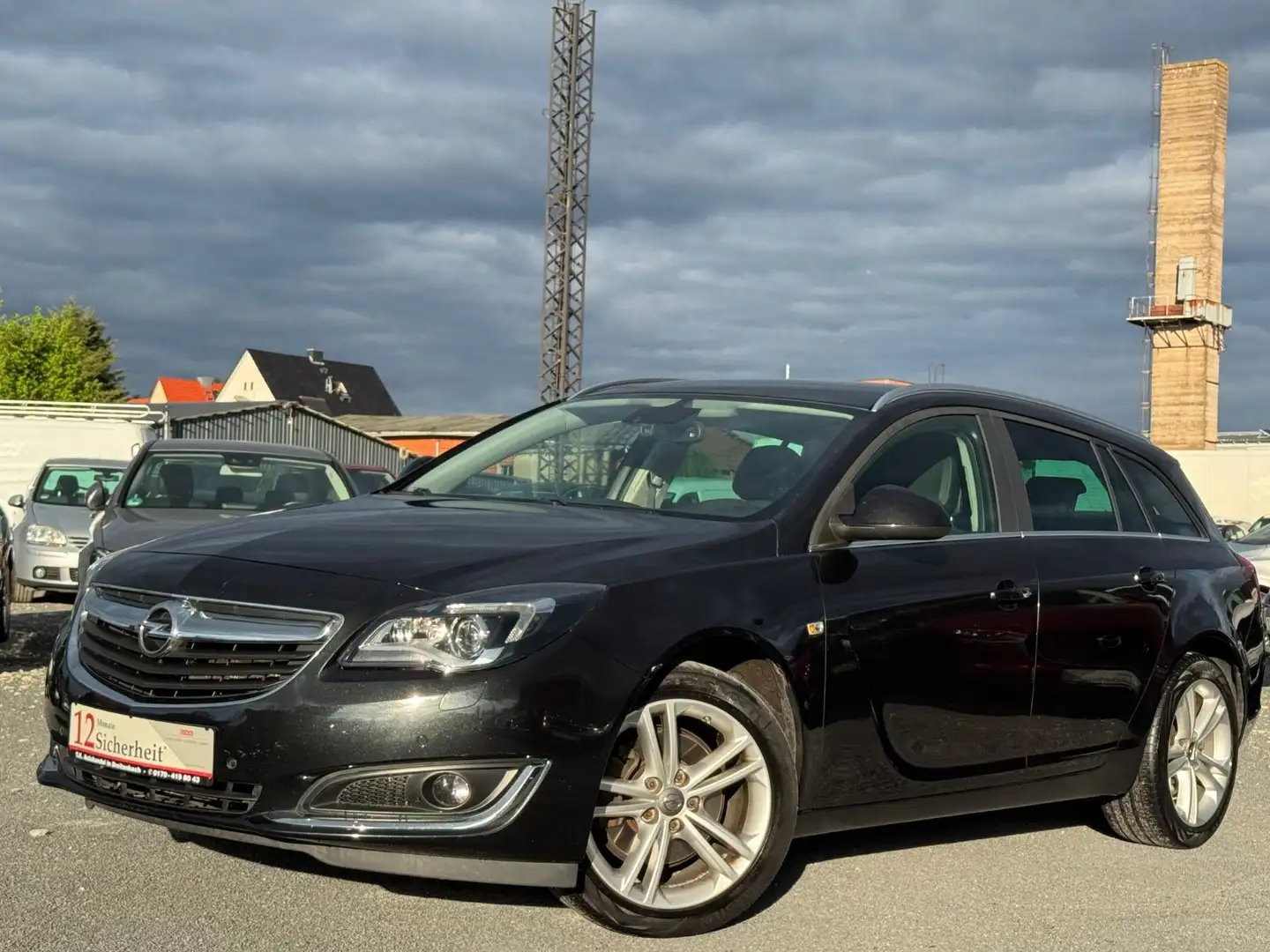 Opel Insignia A Sports Tourer Edition Schwarz - 1