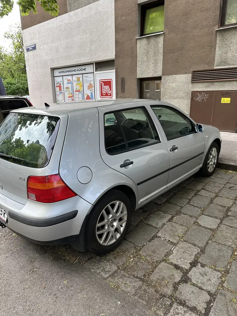 Volkswagen Golf TDI 1.9 - 1