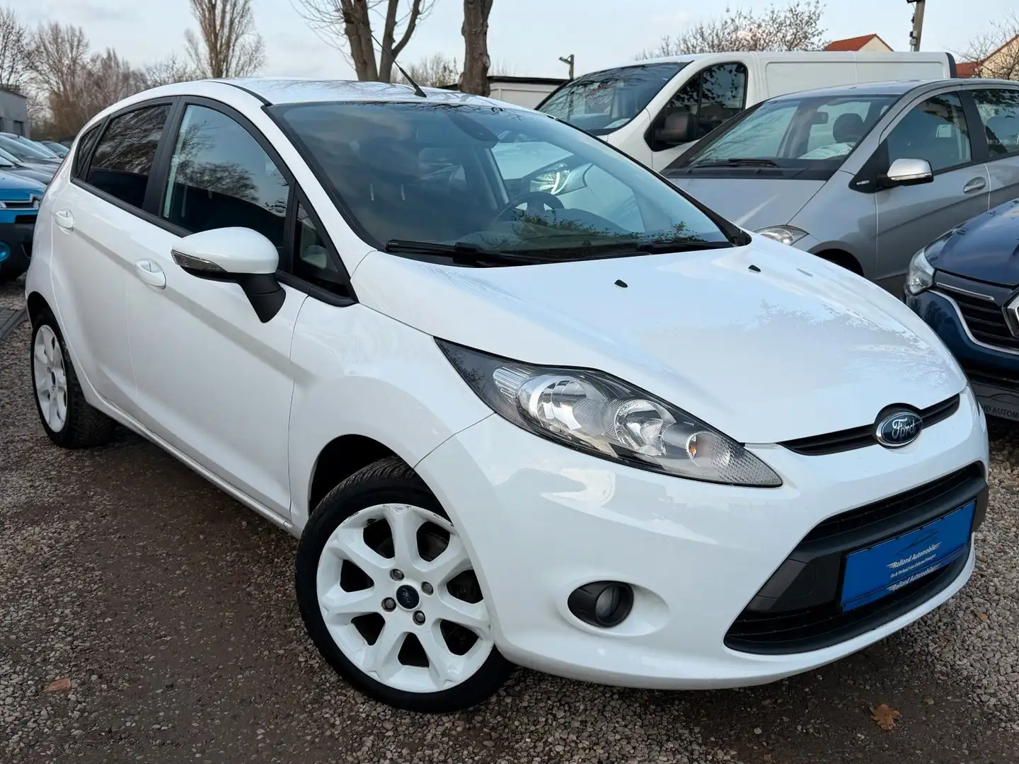 Ford Fiesta Viva*1.HD*Klima*SHZ*FHZ*MFL*TÜV NEU Blanc - 1