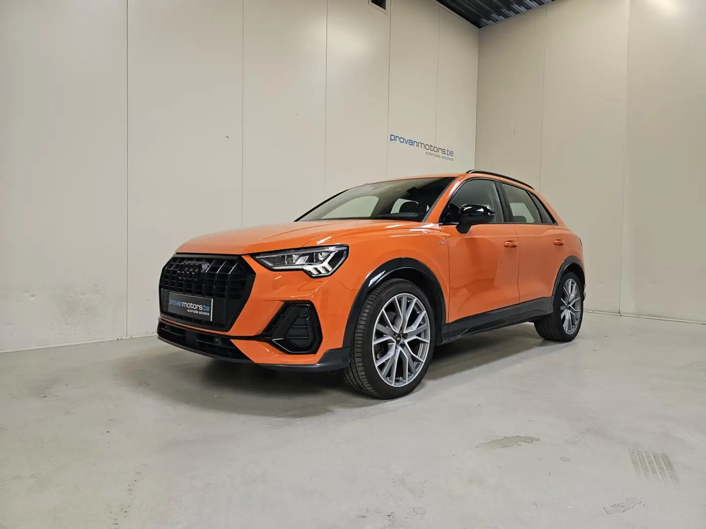Audi Q3 35 TFSI Benzine Autom. - Airco - Topstaat! Orange - 1
