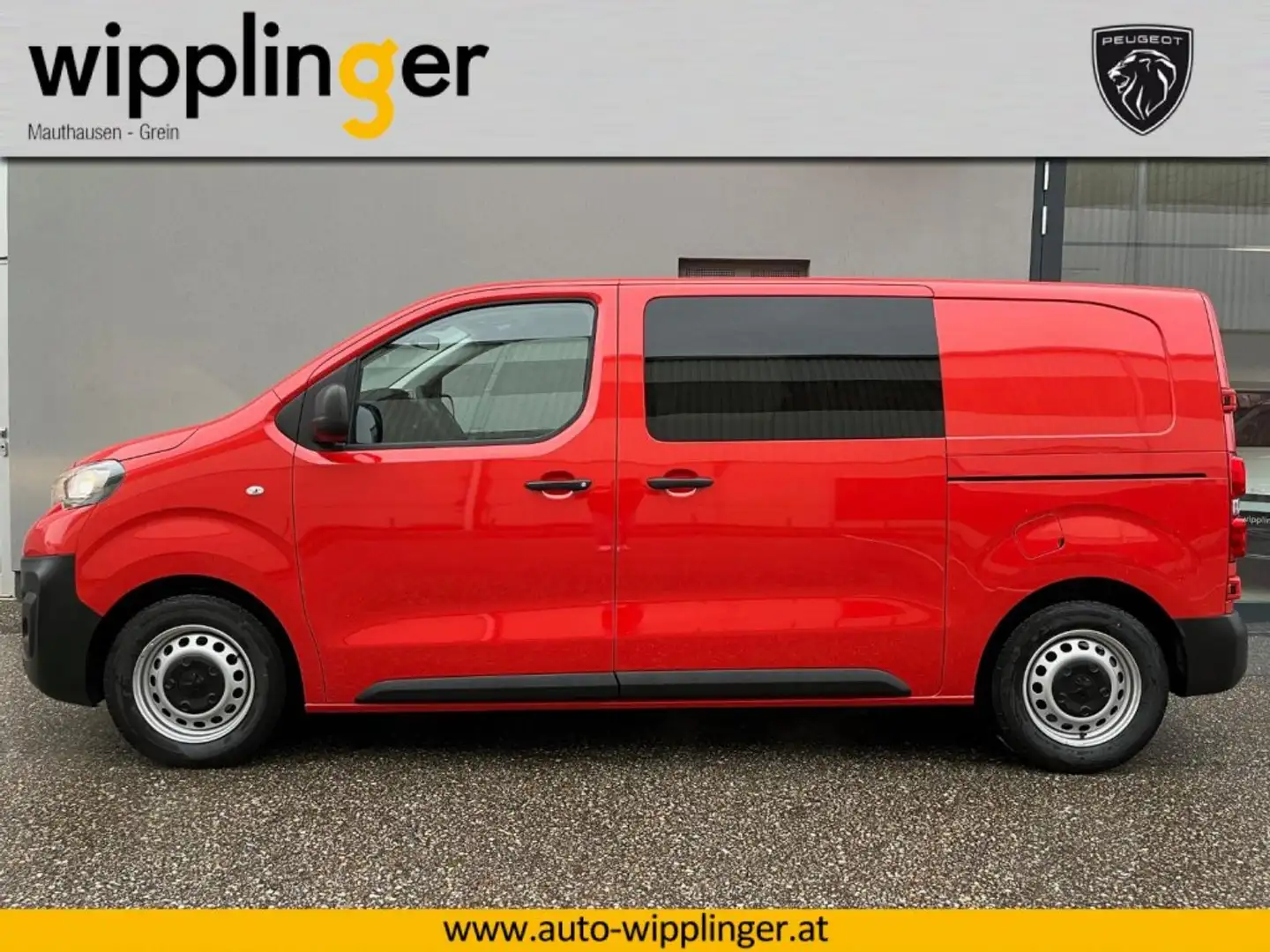 Peugeot Expert DK L2 6-Sitzer 145PS Diesel MT6 LP € 46.000 Red - 2