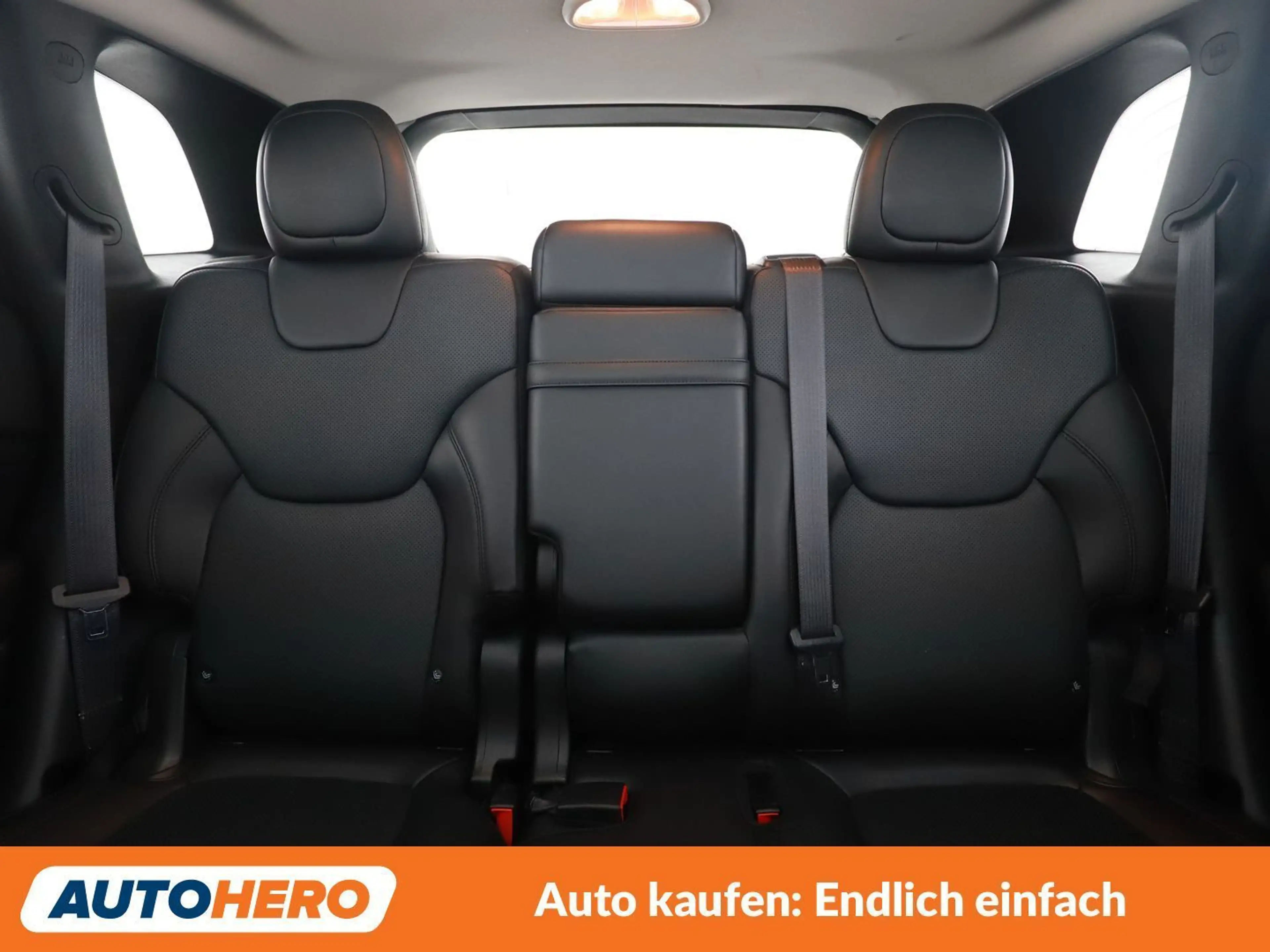 Jeep Cherokee 2.2 M-Jet Overland 4WD — photo 15