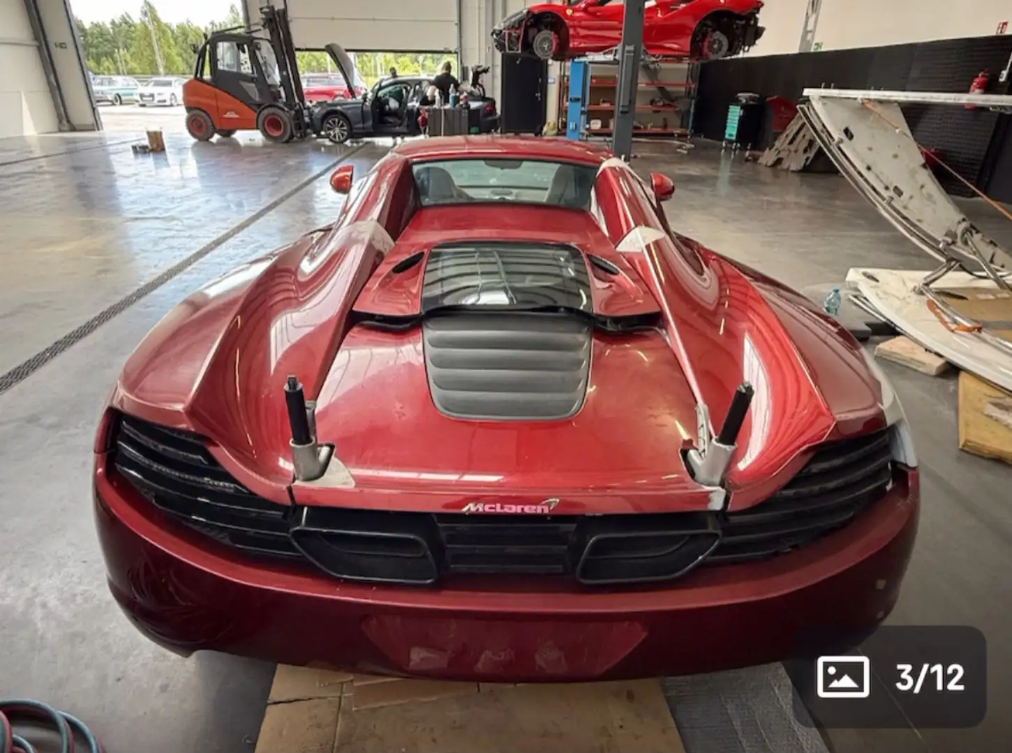 McLaren MP4-12C vulcano-red Roşu - 1