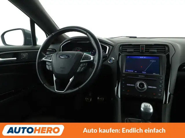 Ford Mondeo view 13