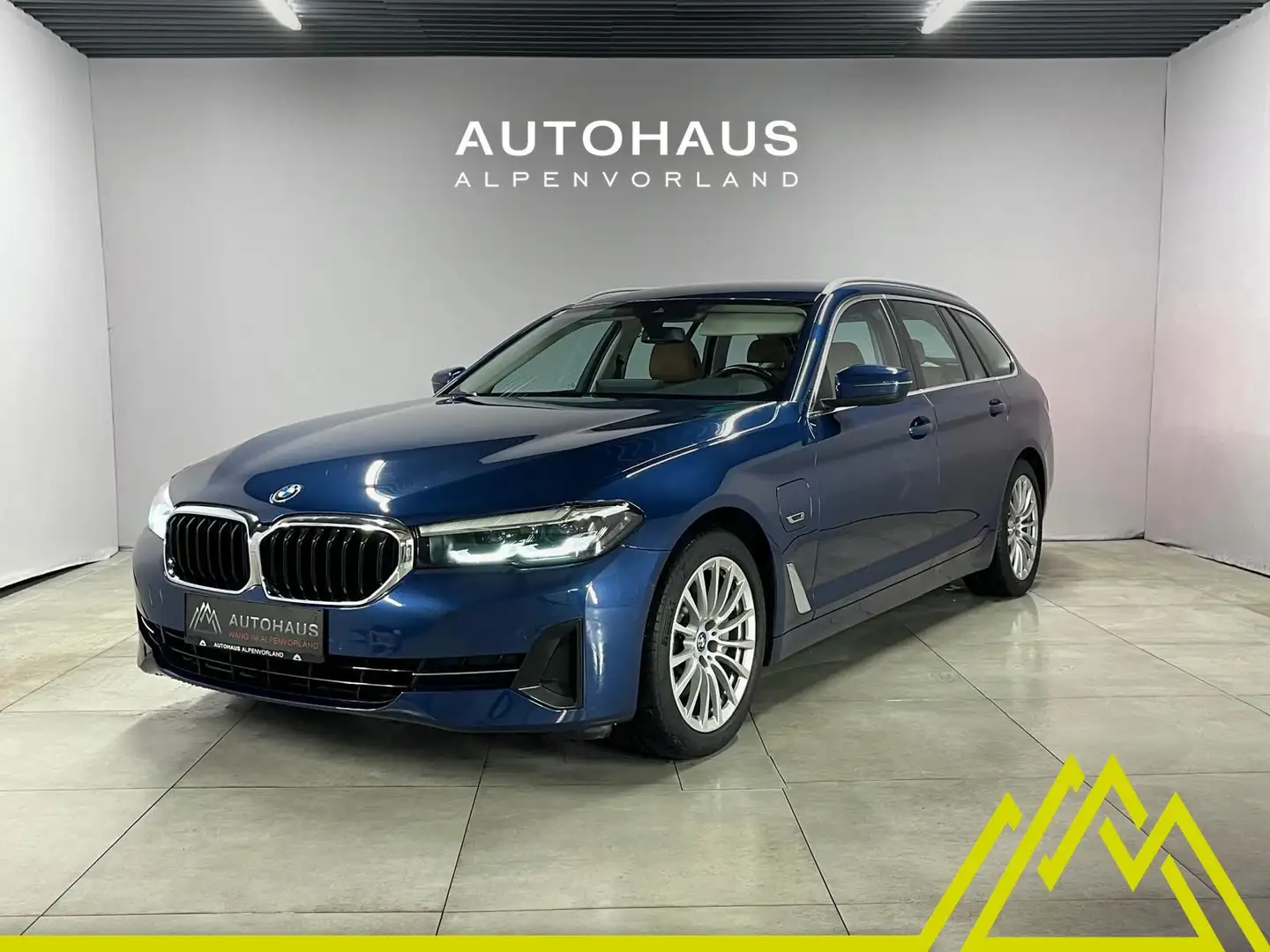 BMW 530 e xDrive Touring Aut. ***LED |  Live Cockpit | St Blau - 1