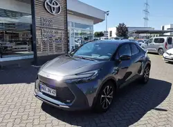 Toyota C-HR Hybrid · Team Deutschland · 197 PS · Navigation