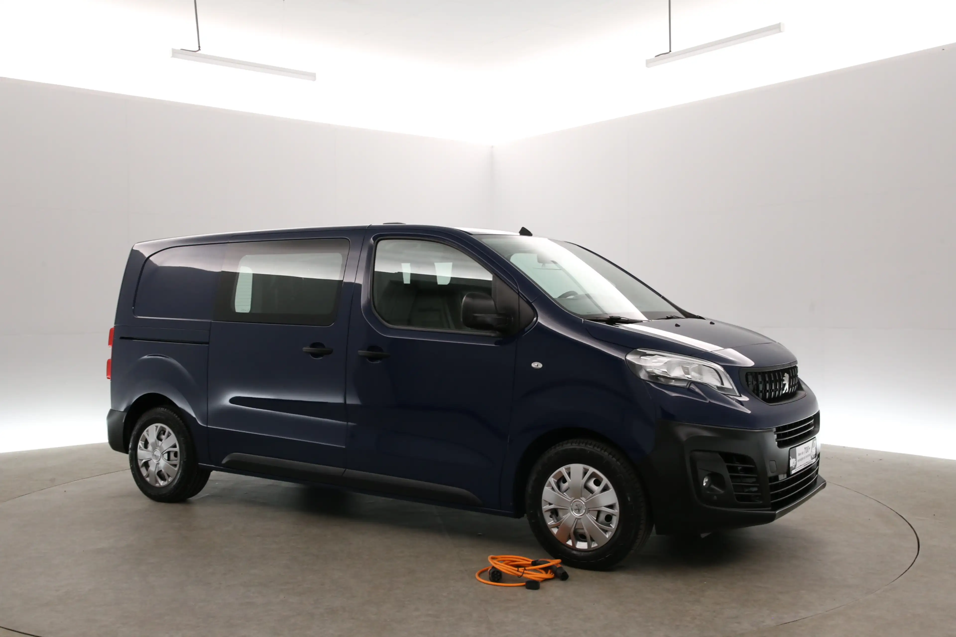 Peugeot e-Expert 75 kWh L2H1 | Snelladen | SOH 96% | Airco | Cruise — photo 8