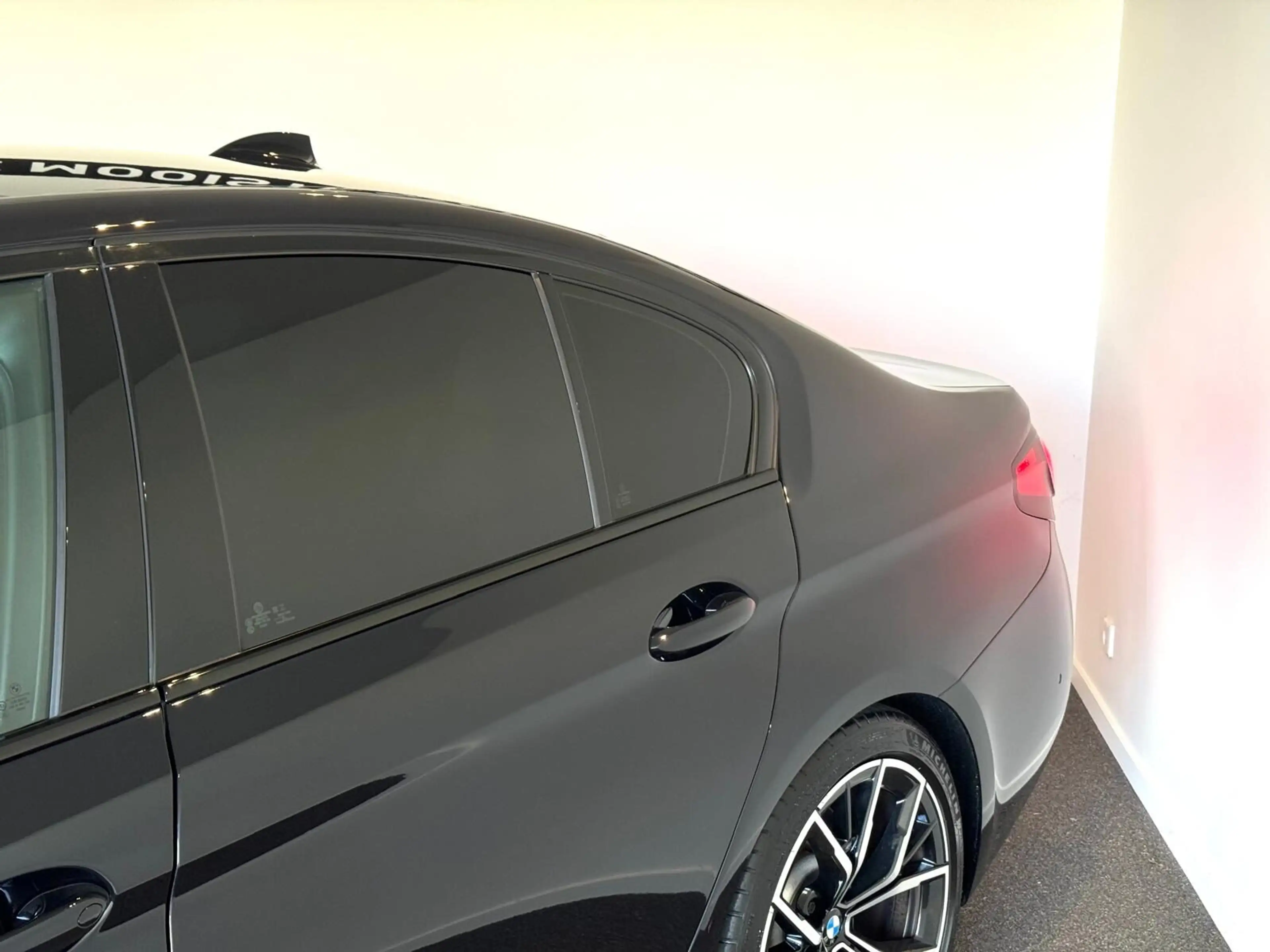 BMW 545 5-serie 545e xDrive High Executive — photo 10