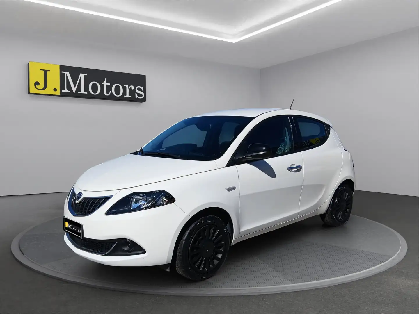 Lancia Ypsilon HYBRID FireFly 70cv Silver Plus S&S Bluetooth Weiß - 2