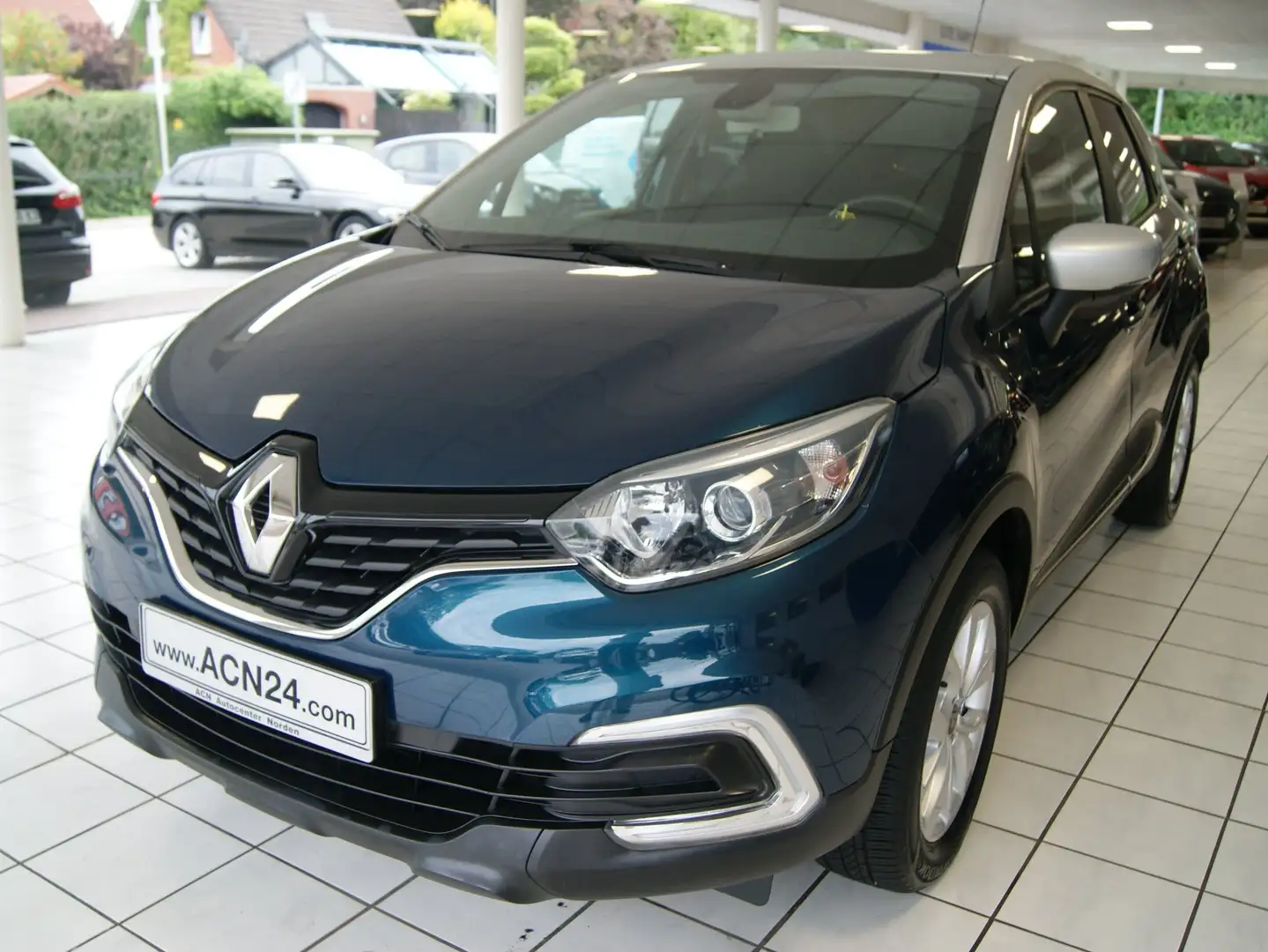 Renault Captur Limited Navi Blau - 1