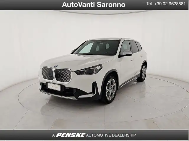 BMW iX1 eDrive 20 X-Line
