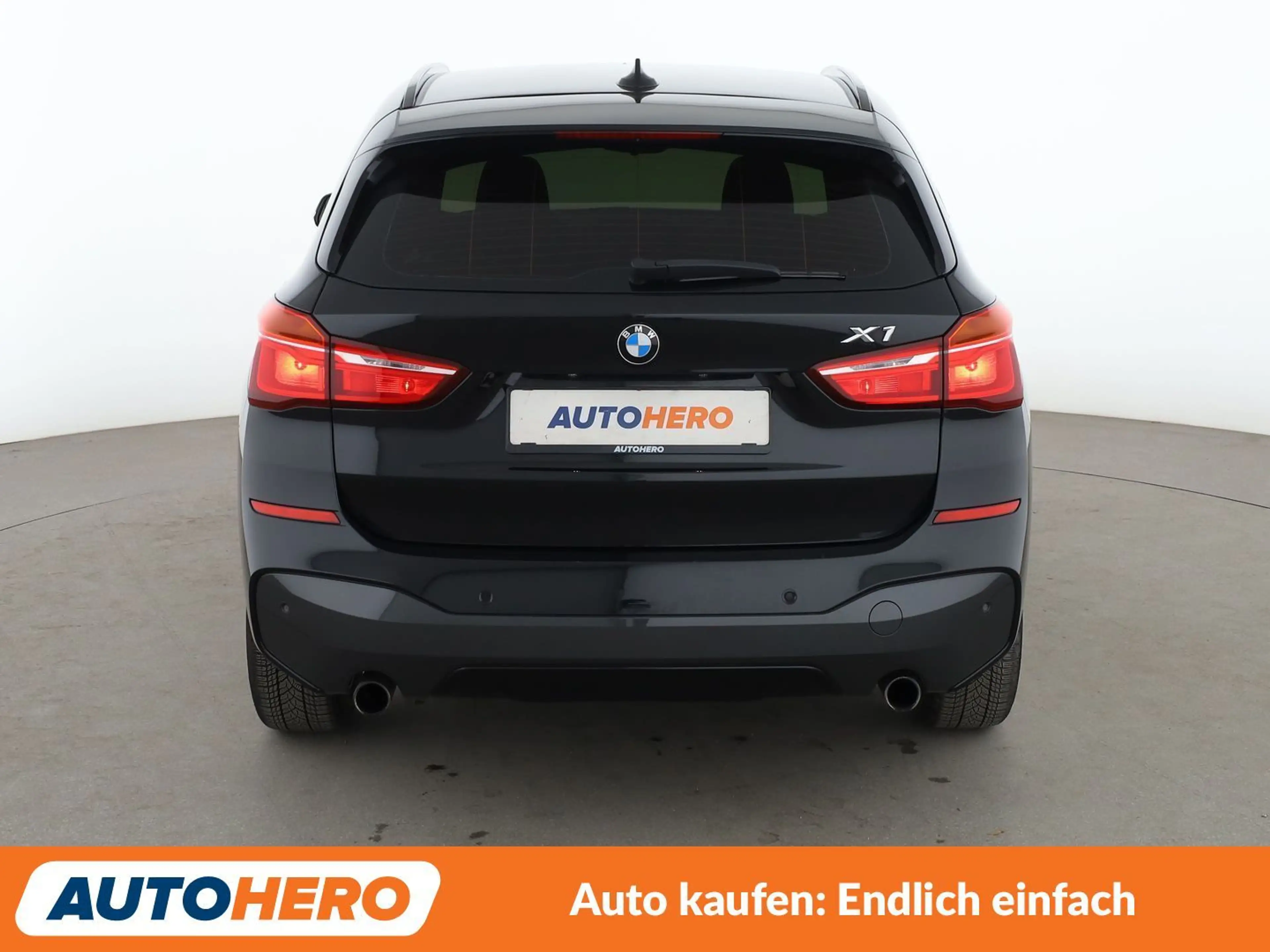 BMW X1 xDrive 20i M Sport Aut.*NAVI*HUD*TEMPO*PDC* — photo 5