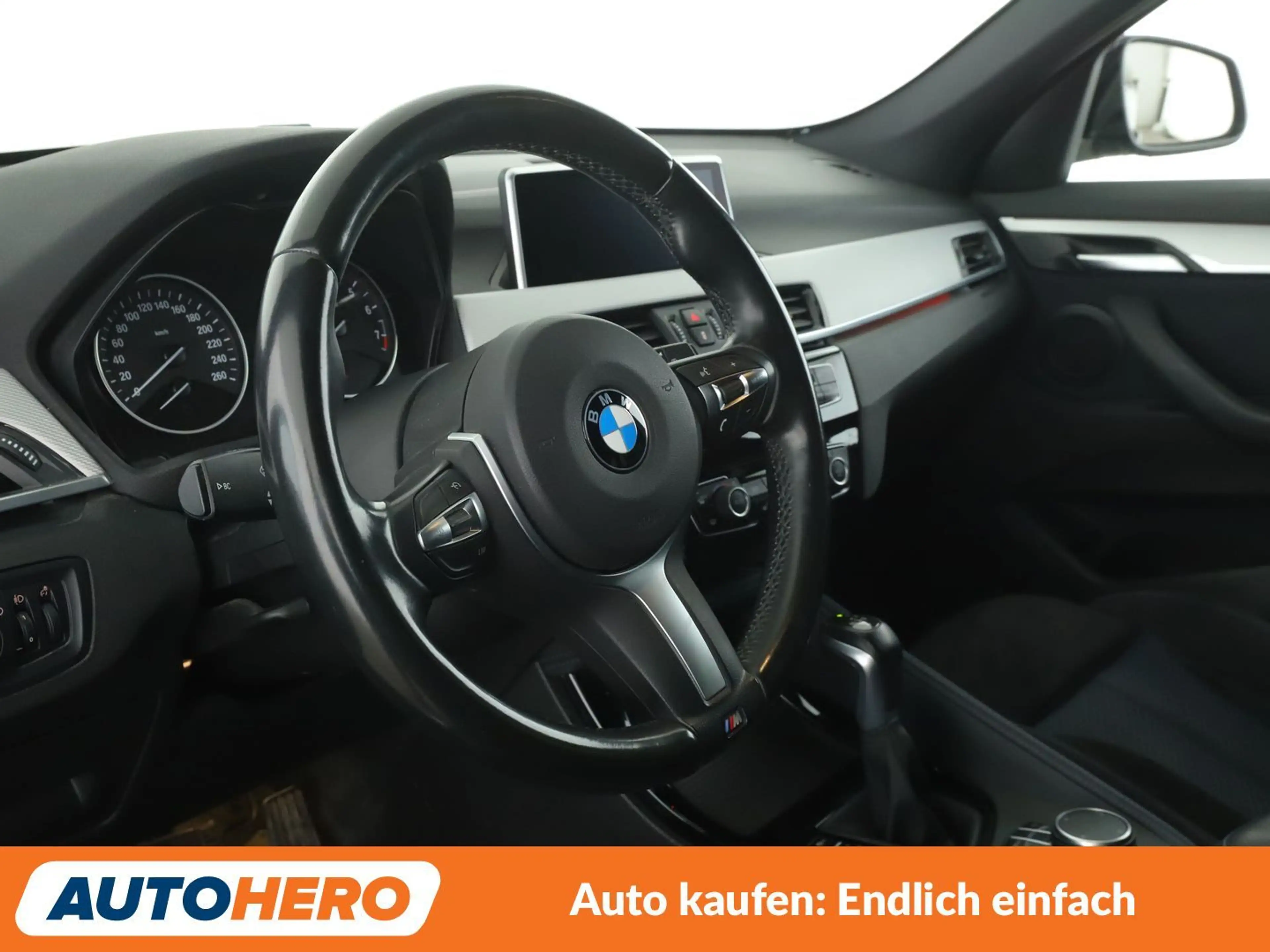 BMW X1 xDrive 20i M Sport Aut.*NAVI*HUD*TEMPO*PDC* — photo 11