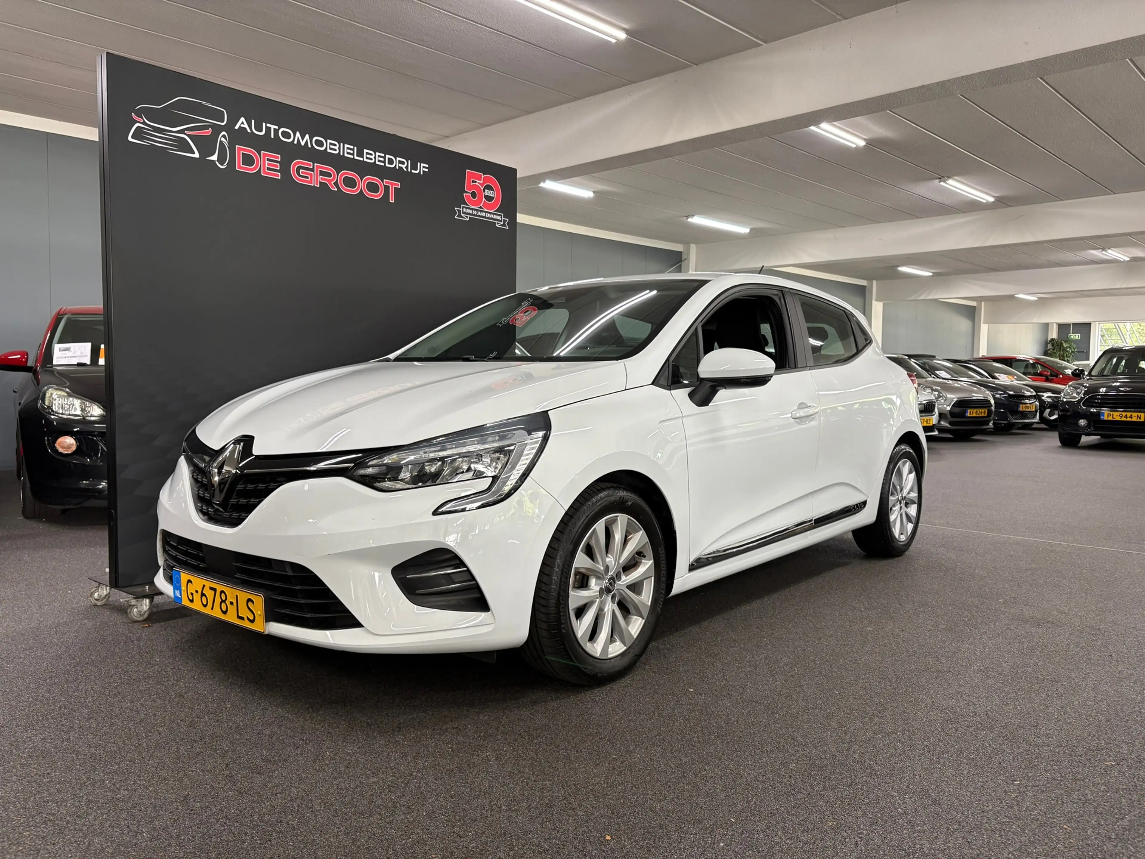 Renault Clio 1.0 TCe Zen/ Nederlandse auto/ Trekhaak/ Apple car