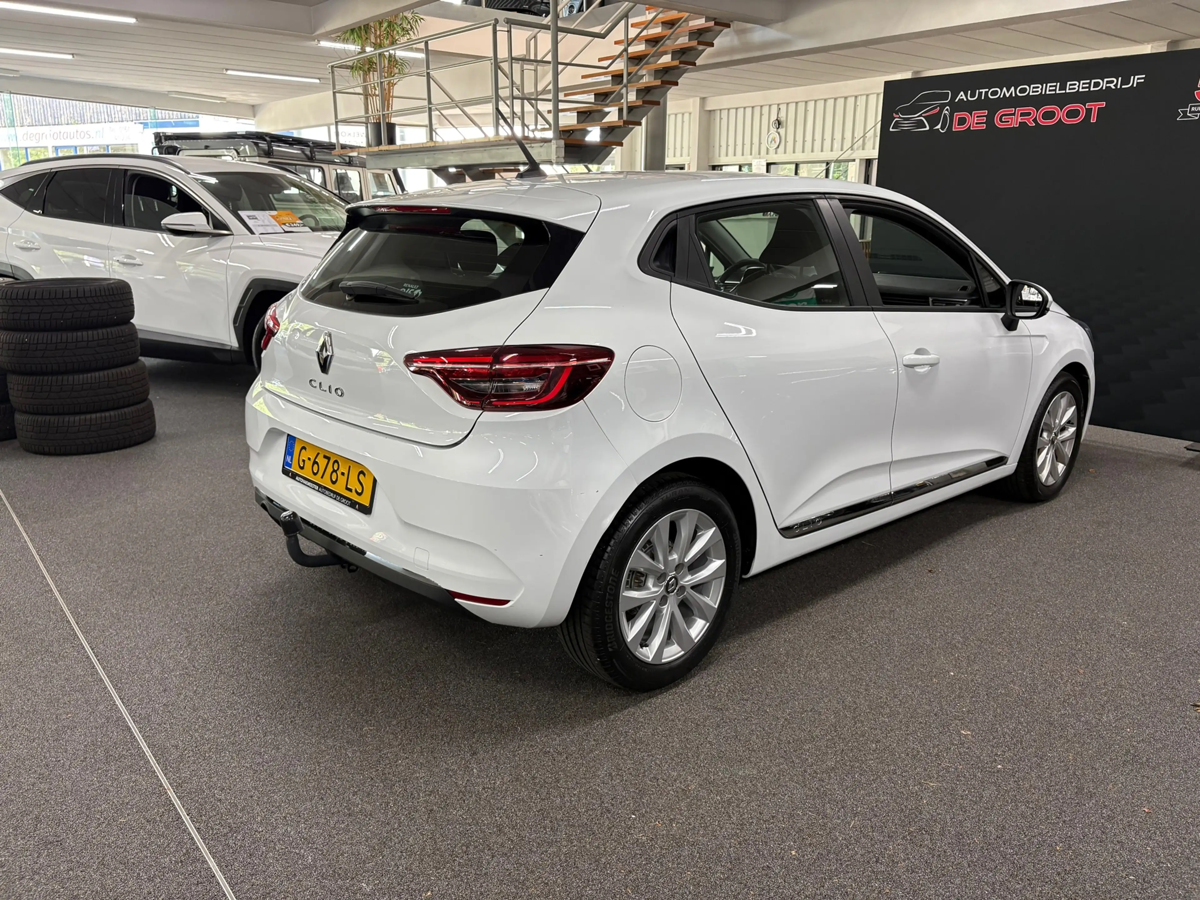 Renault Clio 1.0 TCe Zen/ Nederlandse auto/ Trekhaak/ Apple car — photo 5