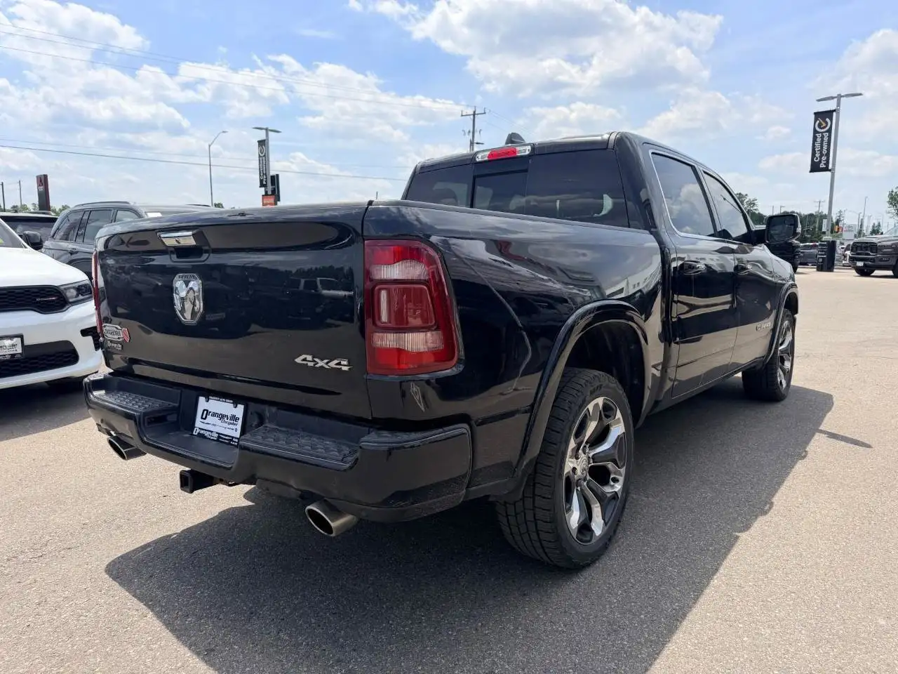 RAM 1500 снимка RAM 1500