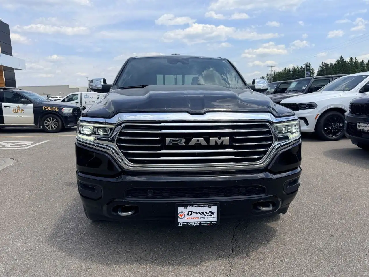 RAM 1500 снимка RAM 1500