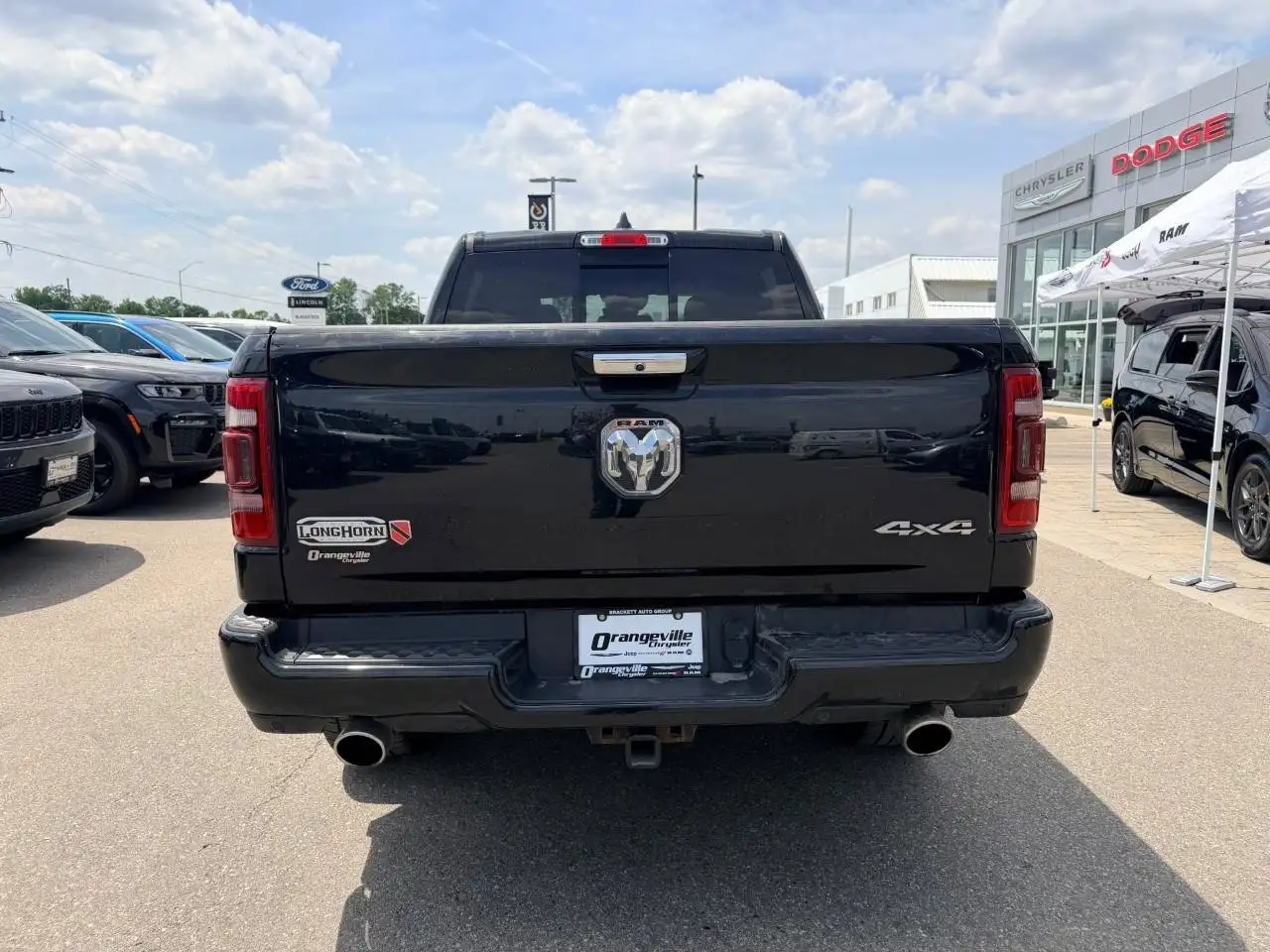 RAM 1500 снимка RAM 1500