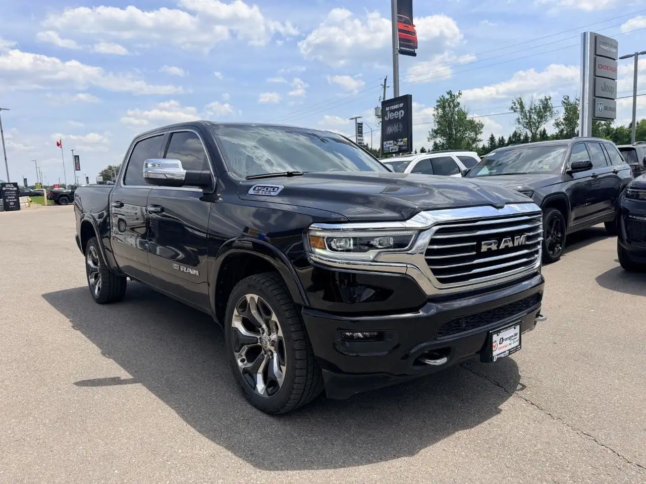 RAM 1500 снимка RAM 1500