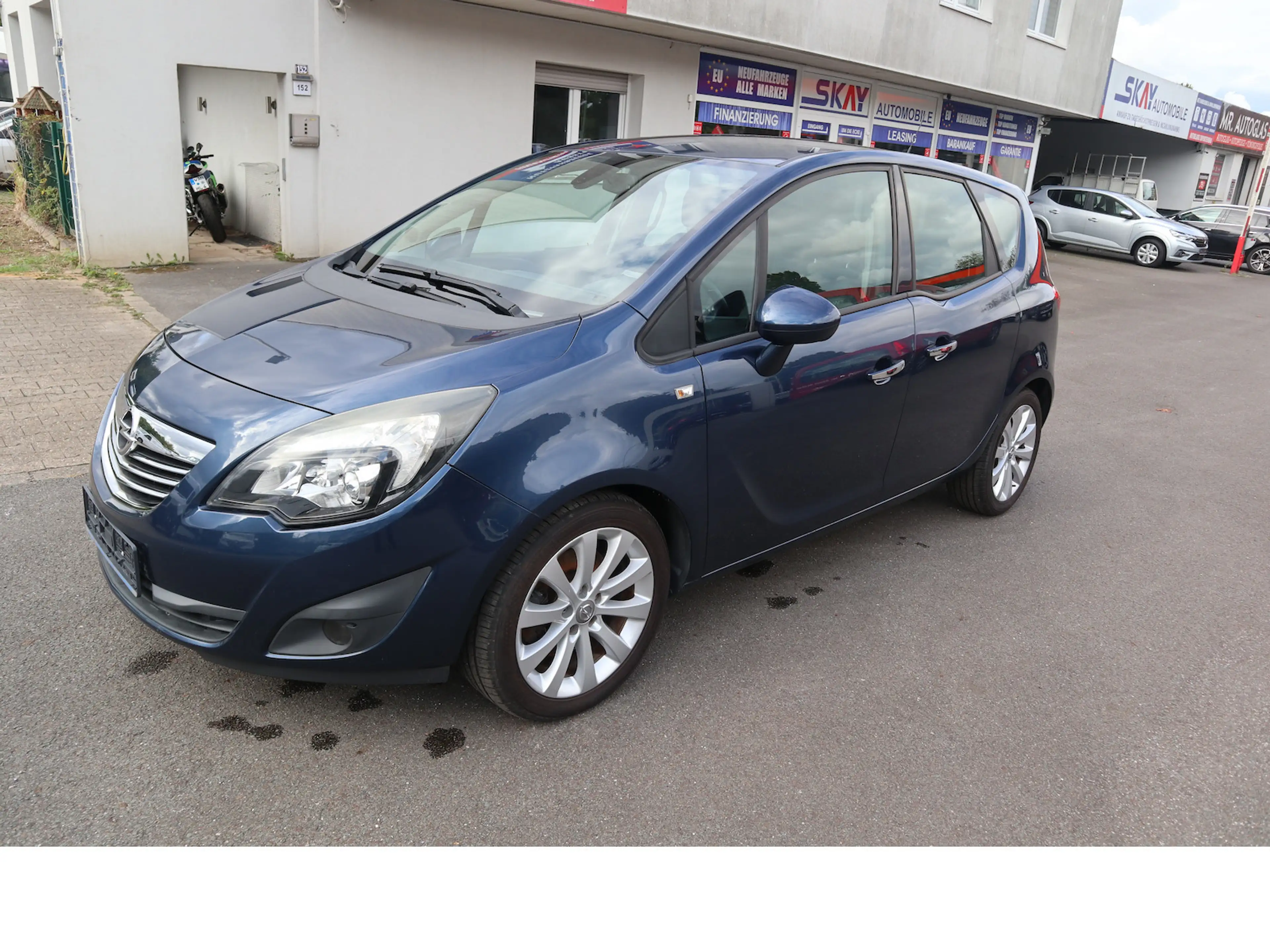 Opel Meriva Innovation Tempo SHZ Scheckheftgepflegt — photo 2
