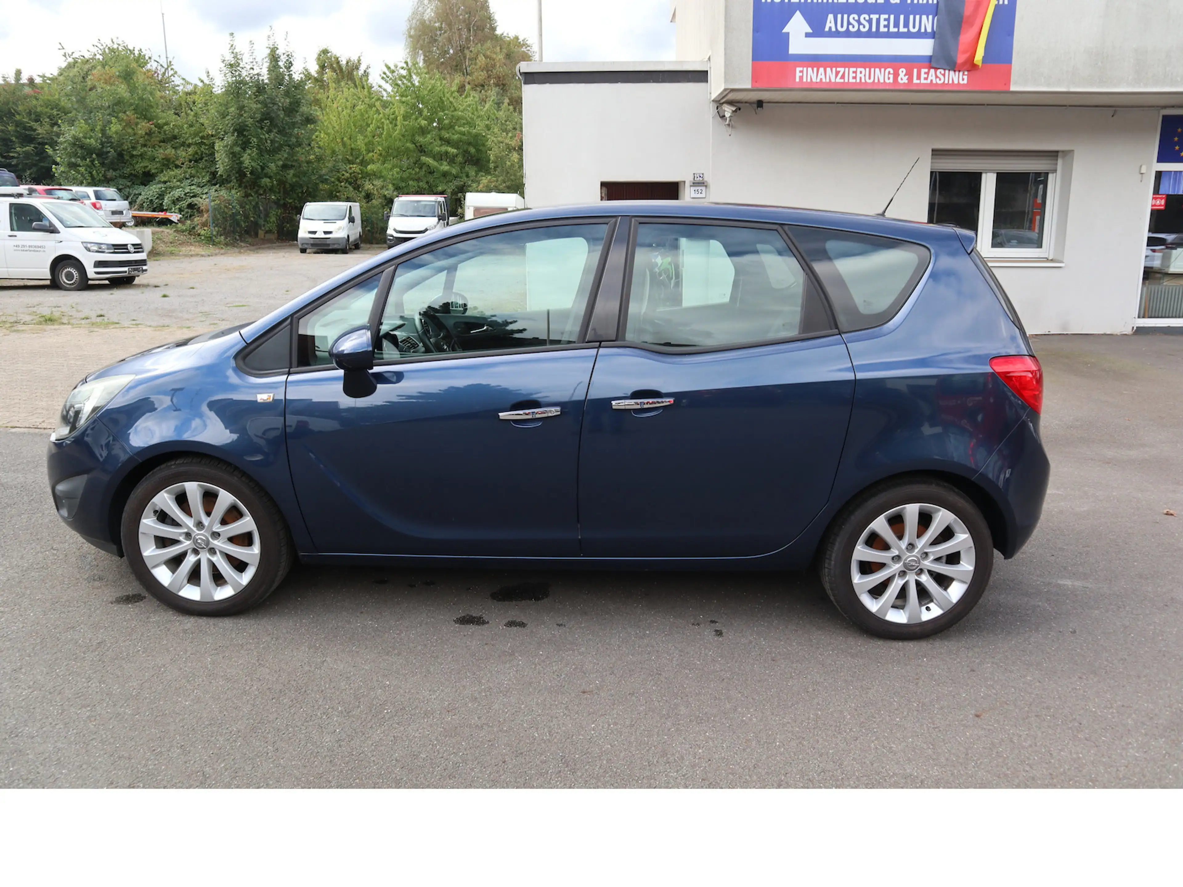 Opel Meriva Innovation Tempo SHZ Scheckheftgepflegt — photo 4