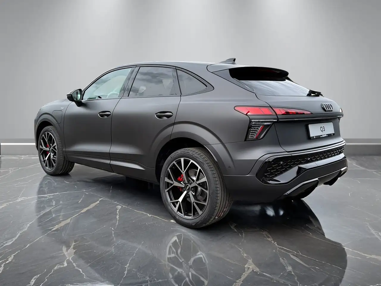 Audi Q3 e-hybrid AHK+360°+NAVI+STHZ+LED+ACC 11