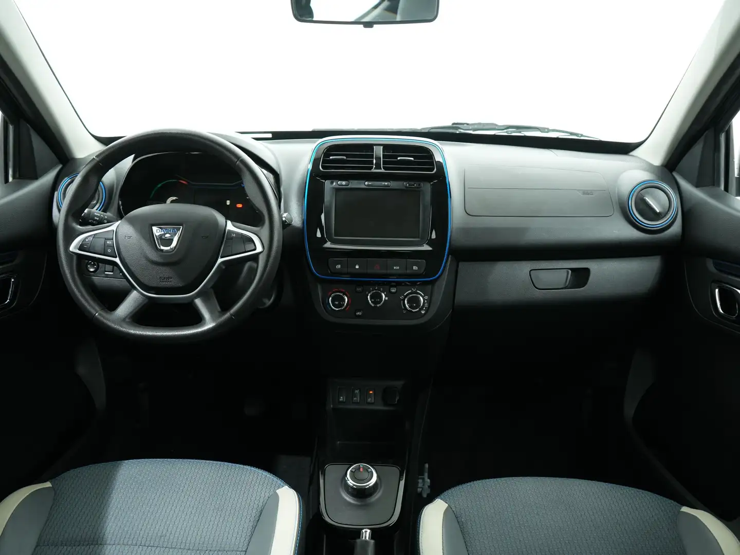 Dacia Spring COMFORT PLUS 27 KWH | Navi | Camera | PDC | Carpla Zwart - 2