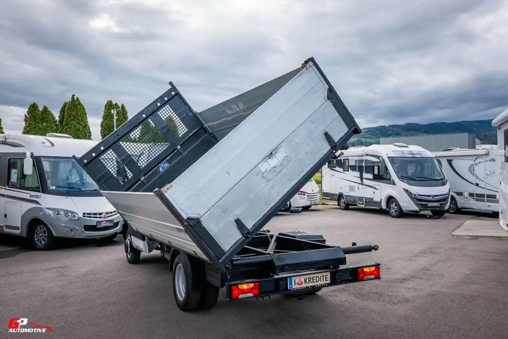 Iveco Daily Pritschenwagen mit Kipper Weiß - 2