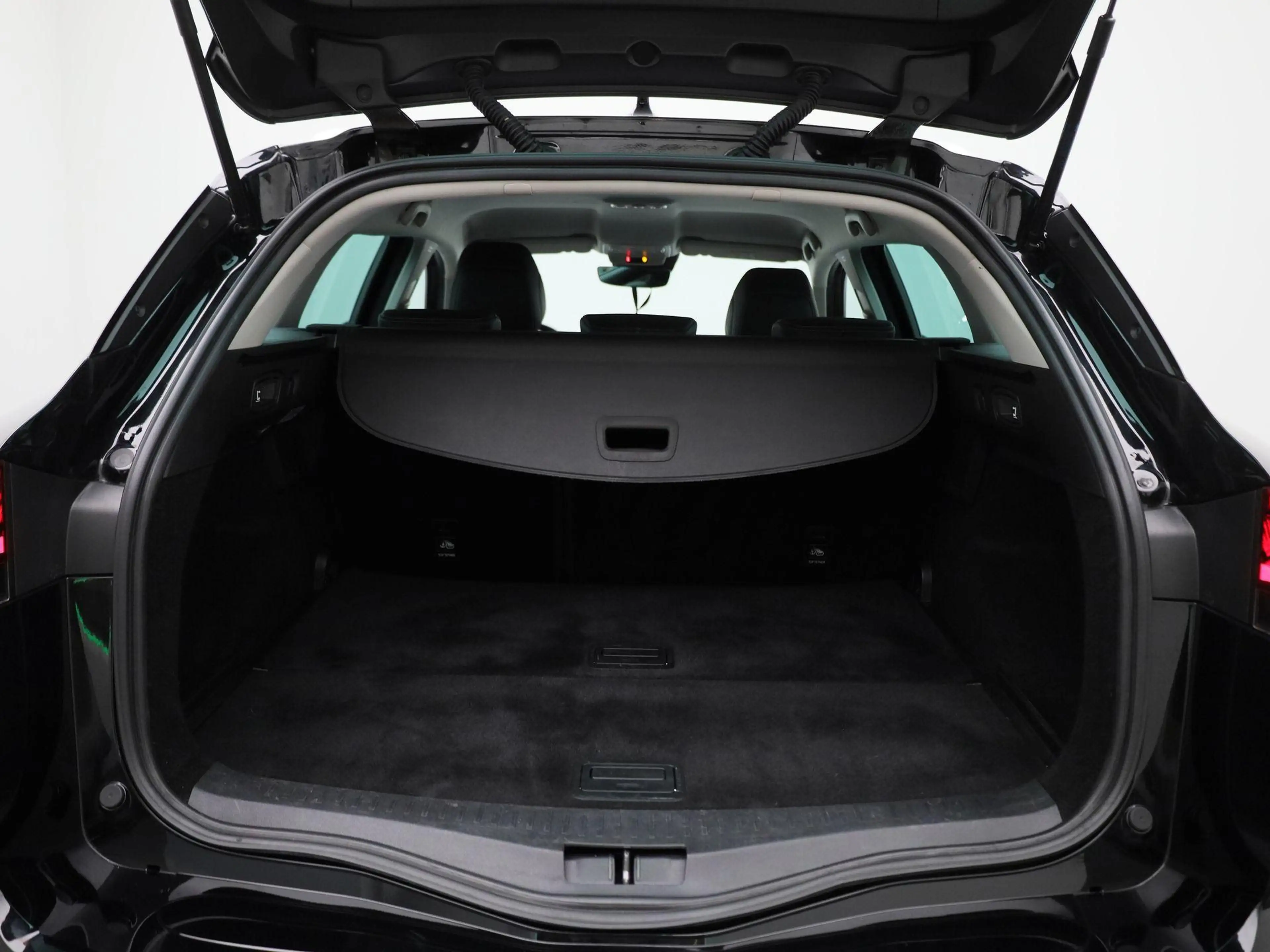 Renault Megane Estate 1.3 TCe 140 Techno VERWACHT !!! — photo 14