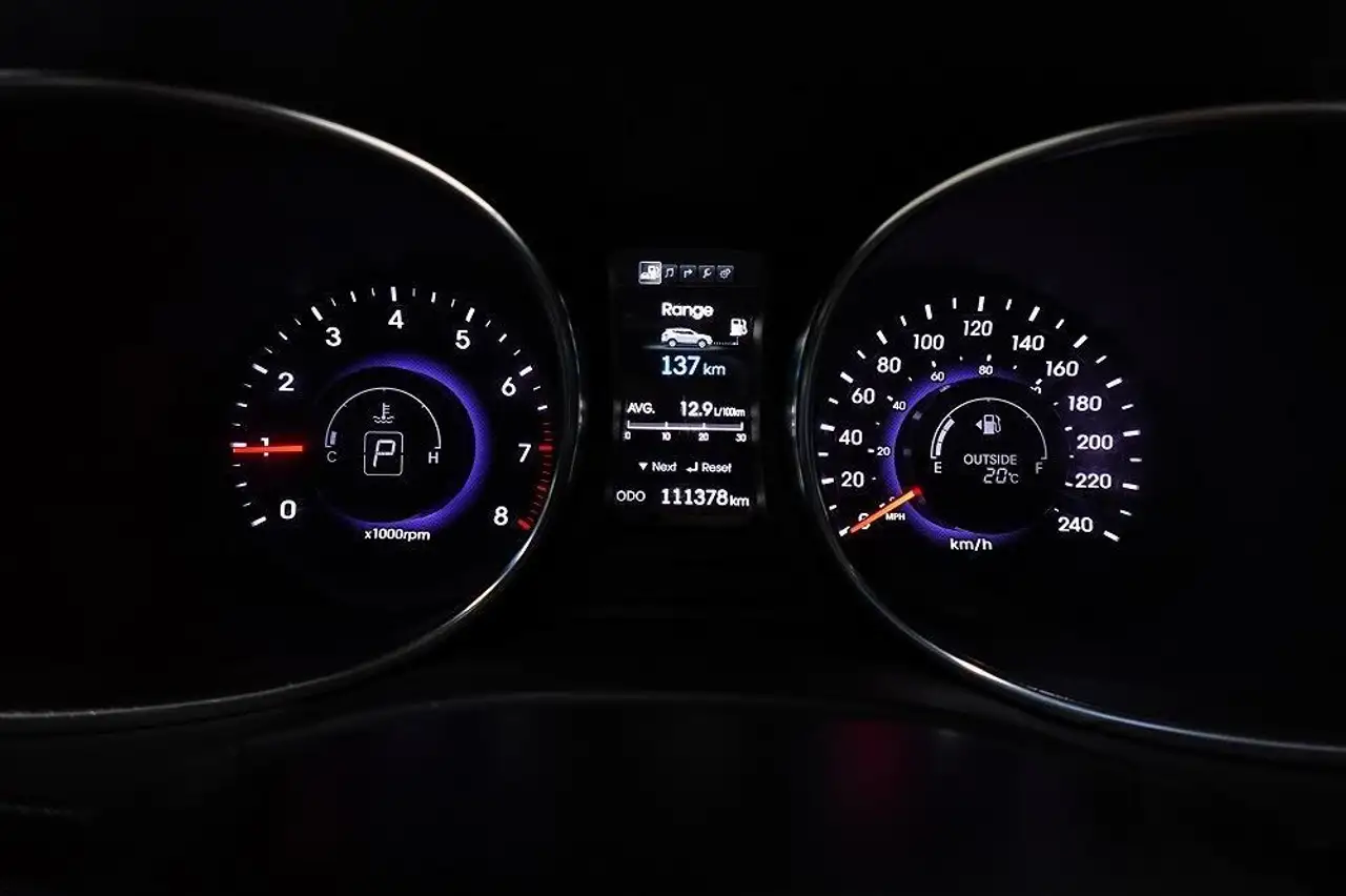 Hyundai SANTA FE снимка Hyundai SANTA FE