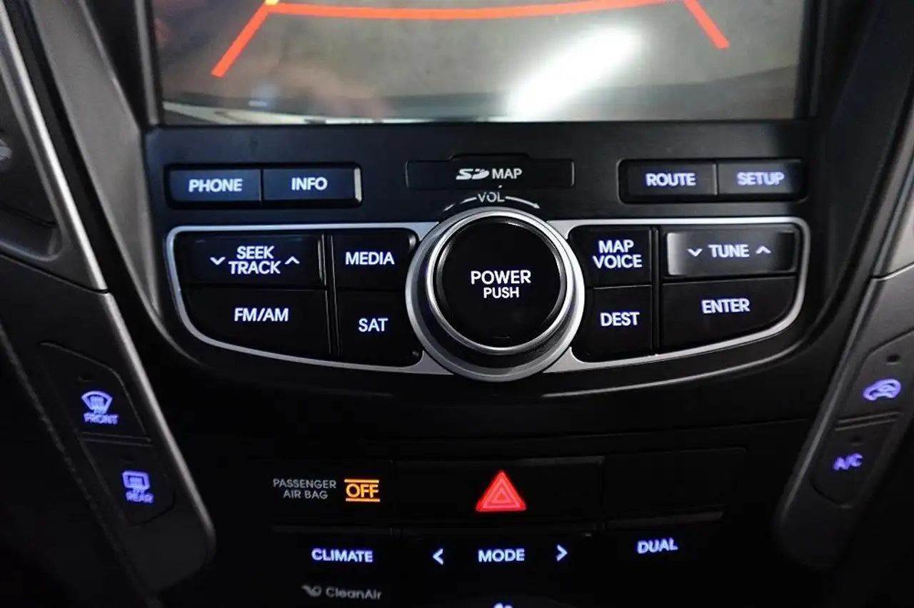 Hyundai SANTA FE снимка Hyundai SANTA FE