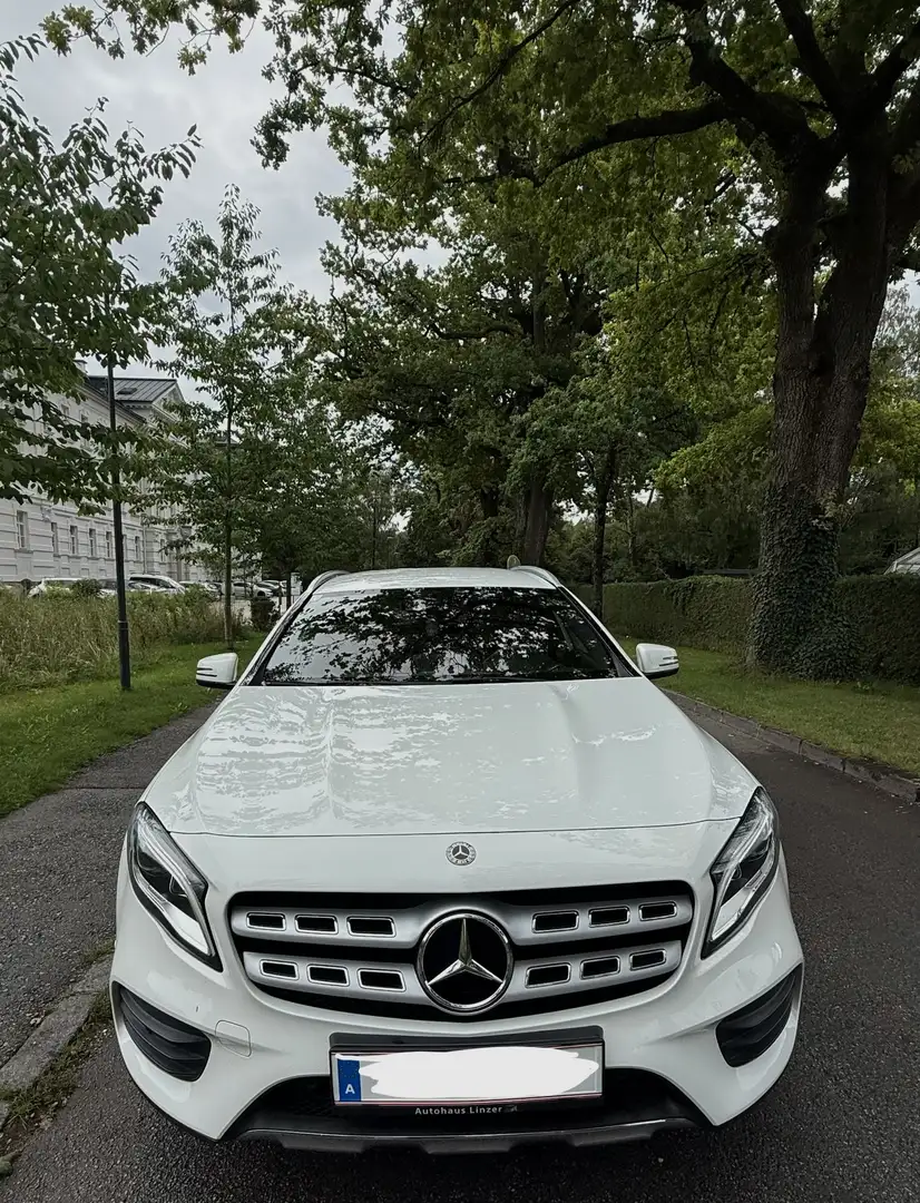 Mercedes-Benz GLA 180 Amg Line - 1