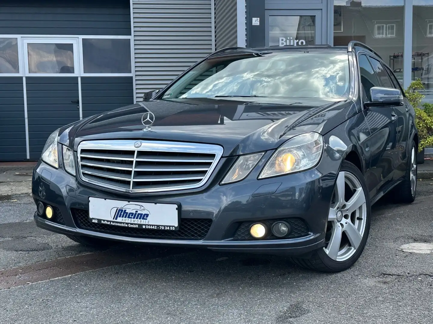 Mercedes-Benz E 300 E300 CDI BlueEfficiency*MEMORY*S-DACH*LEDER*PDC* Grau - 1