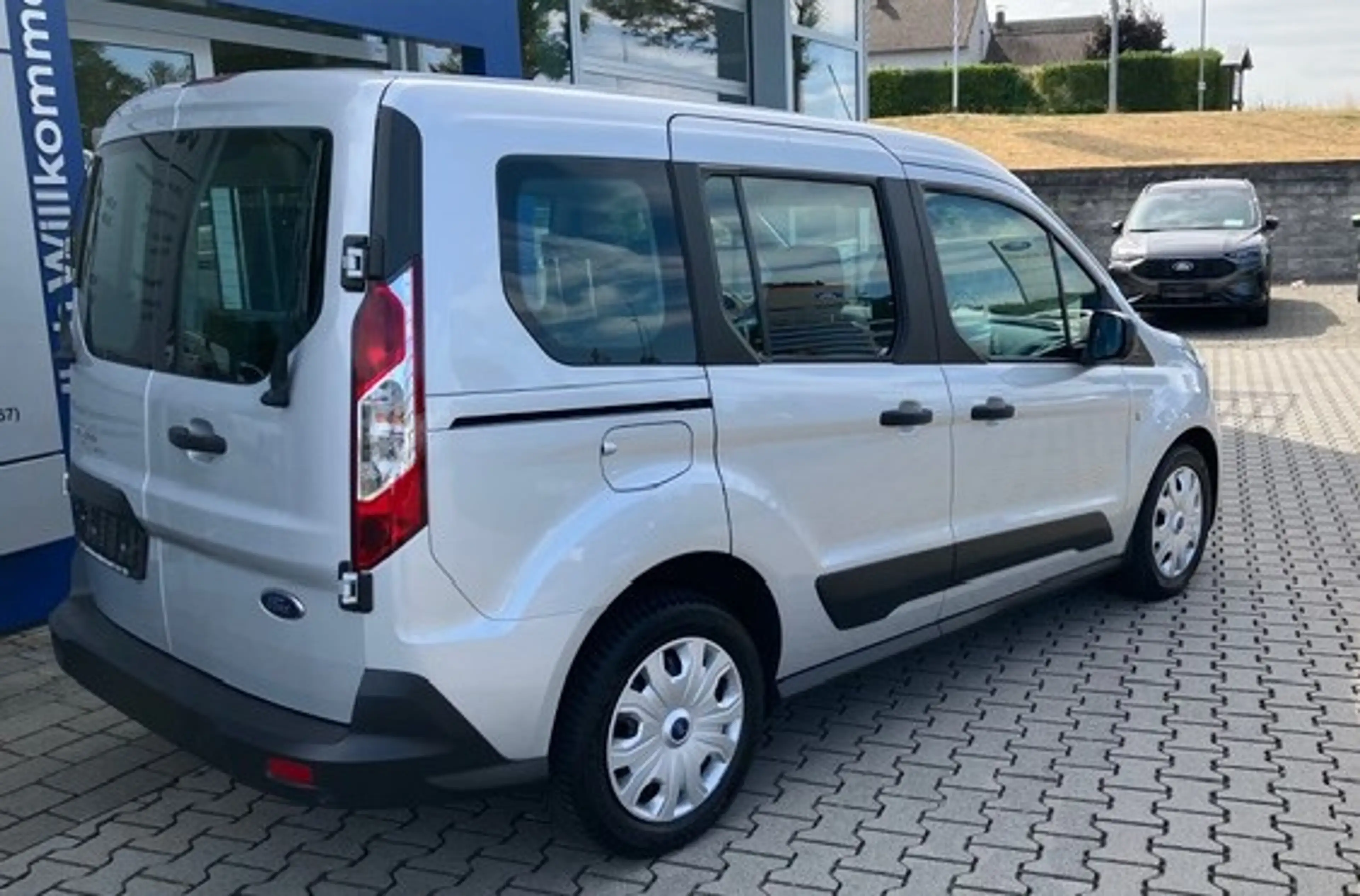 Ford Transit Connect Kombi Trend — photo 6