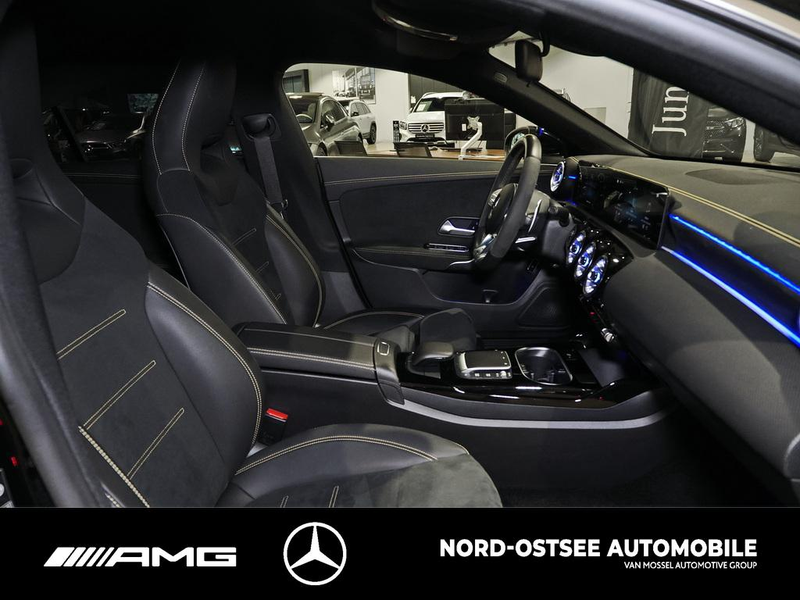 Mercedes-Benz CLA 45 AMG CLA 45 S AMG 4M  LED BURMESTER DAB NAVI SITZHZG — photo 11
