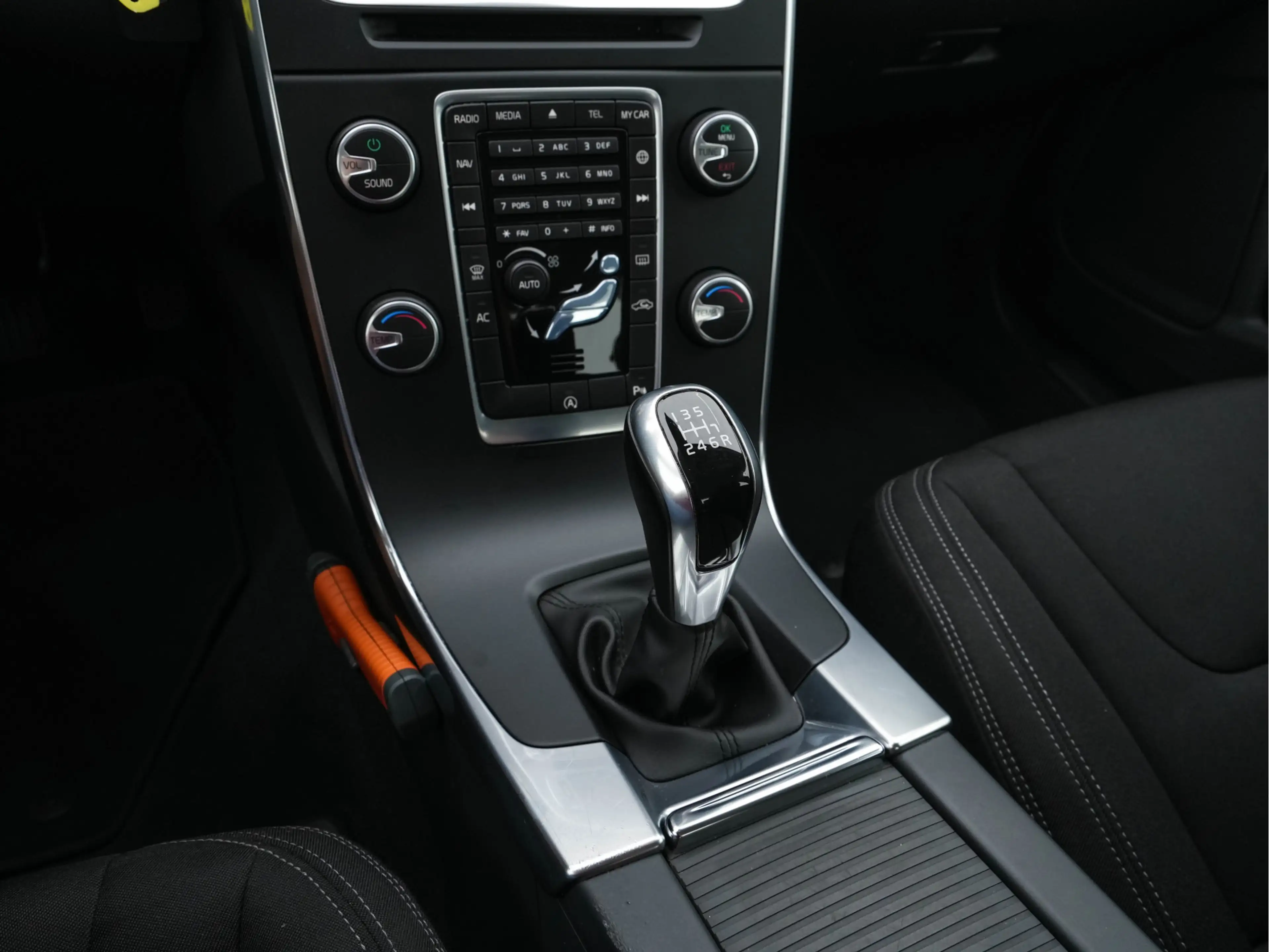 Volvo S60 2.0 D4 Kinetic Business-Pack-Connect *NAVI-FULLMAP — photo 12