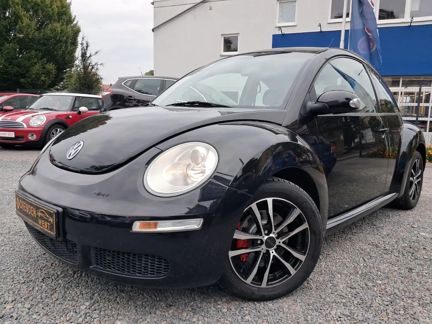 Volkswagen New Beetle Lim. 1.6 Schwarz - 1