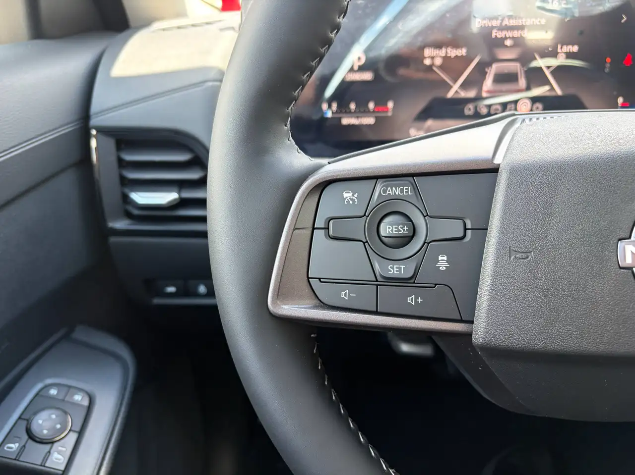 Nissan Sentra снимка Nissan Sentra