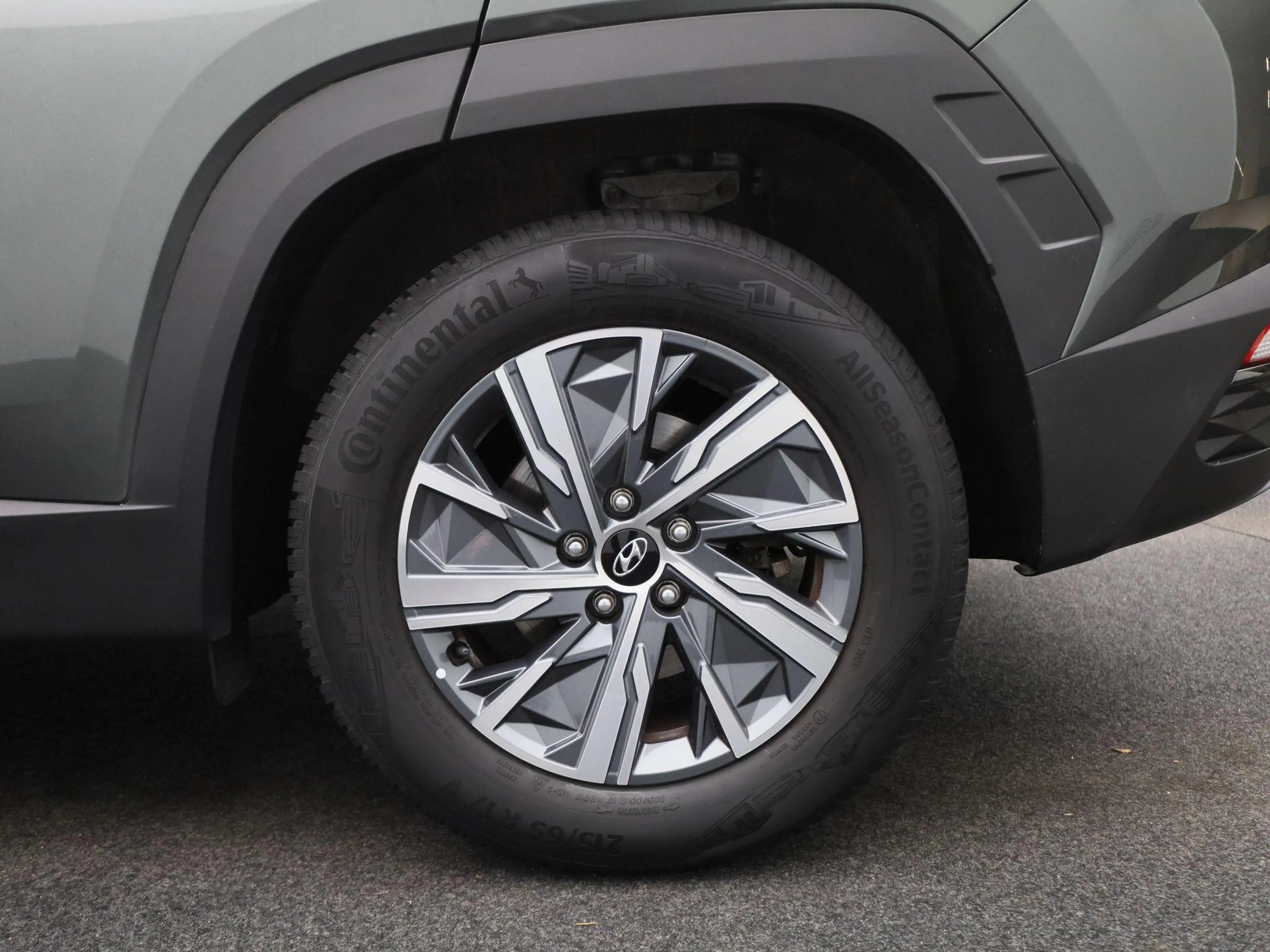 Hyundai TUCSON 1.6 T-GDI MHEV Comfort Automaat | — photo 13