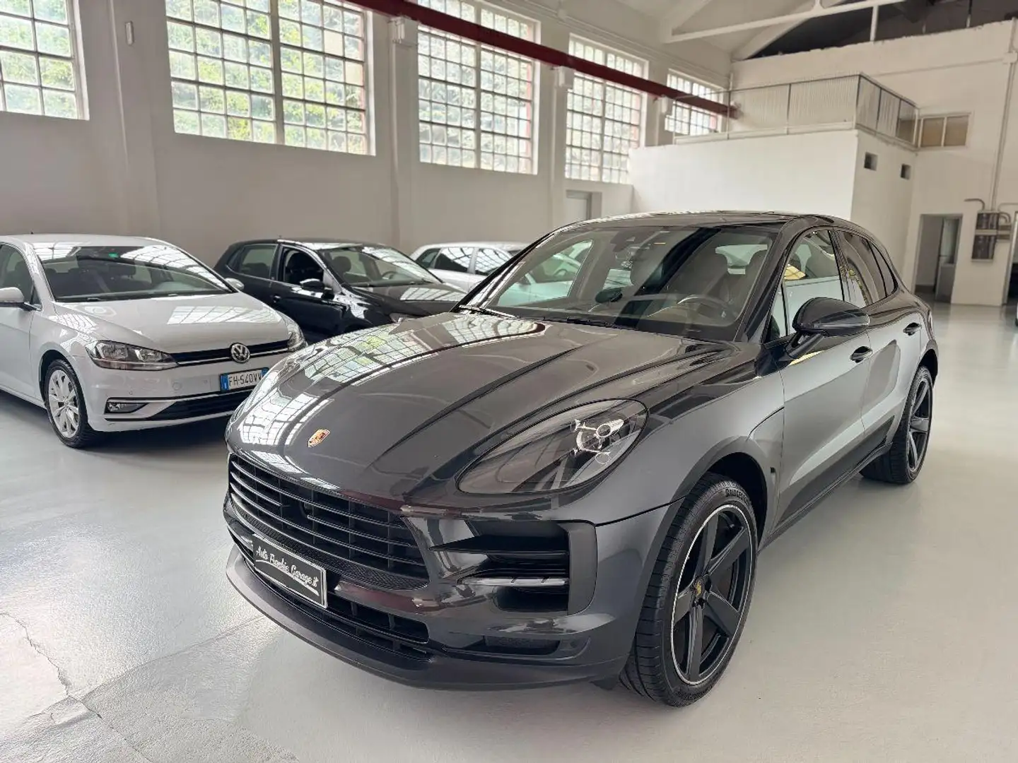 Porsche Macan 2.0 Grigio - 1