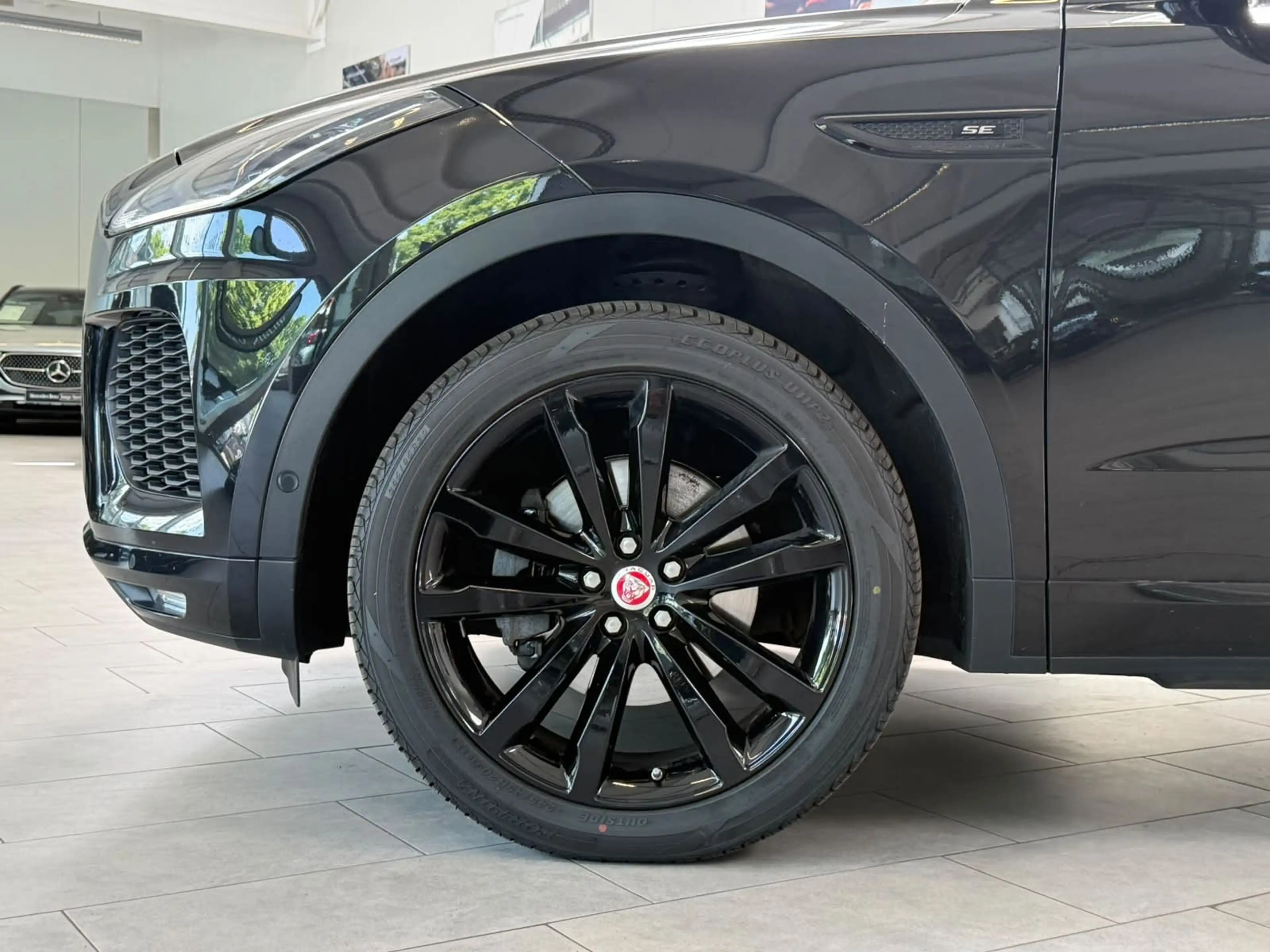Jaguar E-Pace E-PACE R-Dynamic SE D180 AWD - VK nur an GEWERBE — photo 12