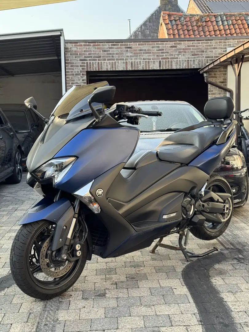 Yamaha TMAX 530 SX - 1