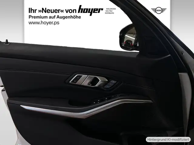 BMW 3 Series view 15