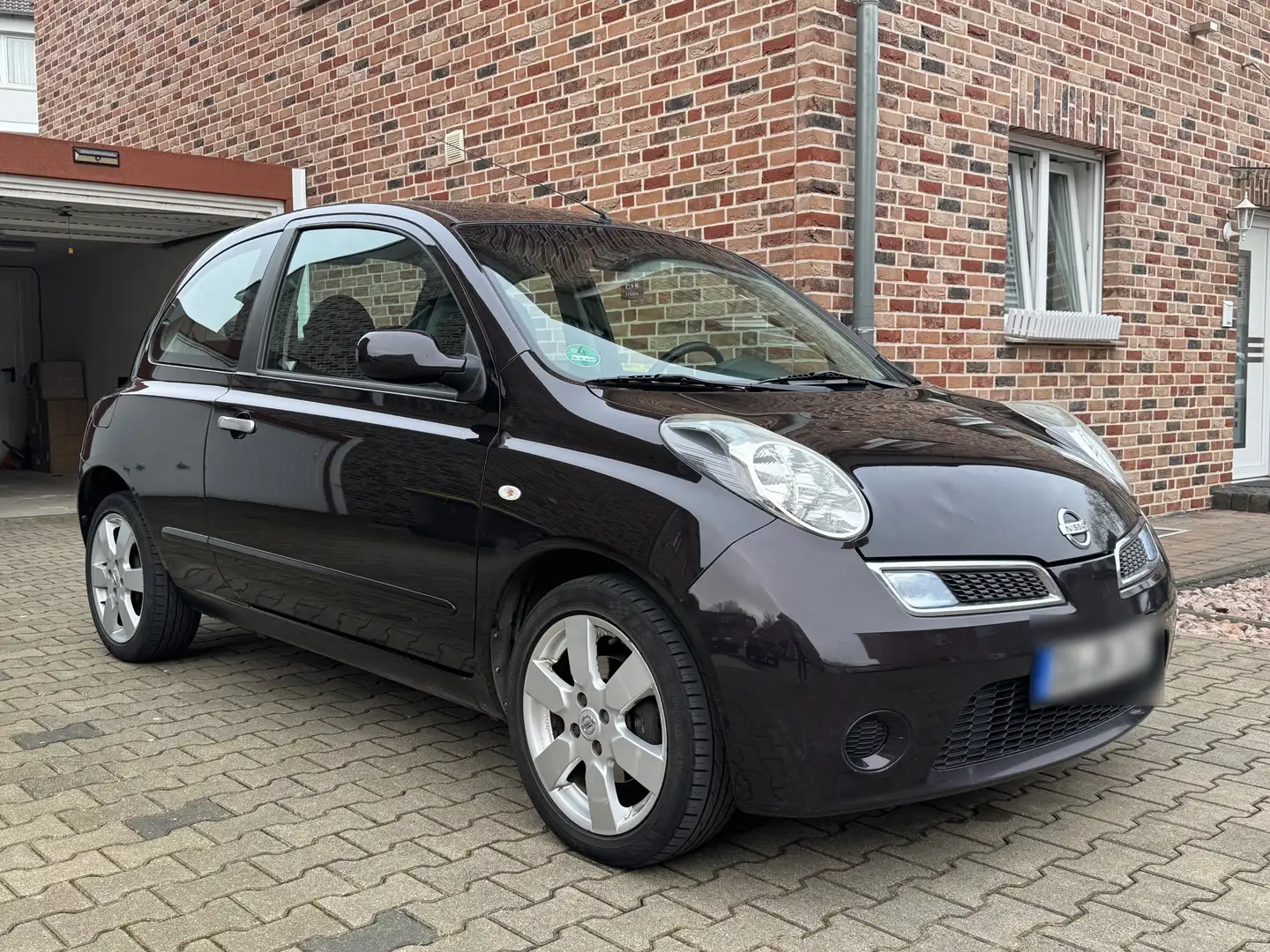 Nissan Micra Violett - 1
